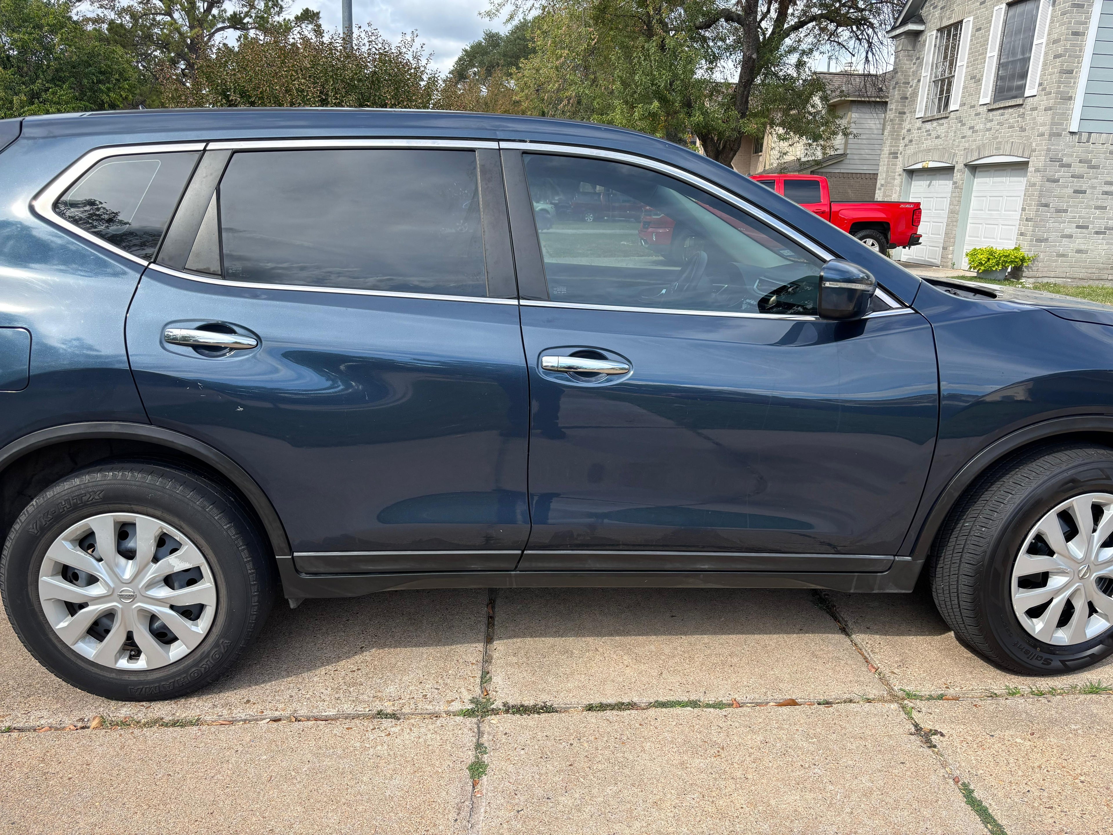2015 Nissan Rogue – Reliable, Efficient & Family-Friendly