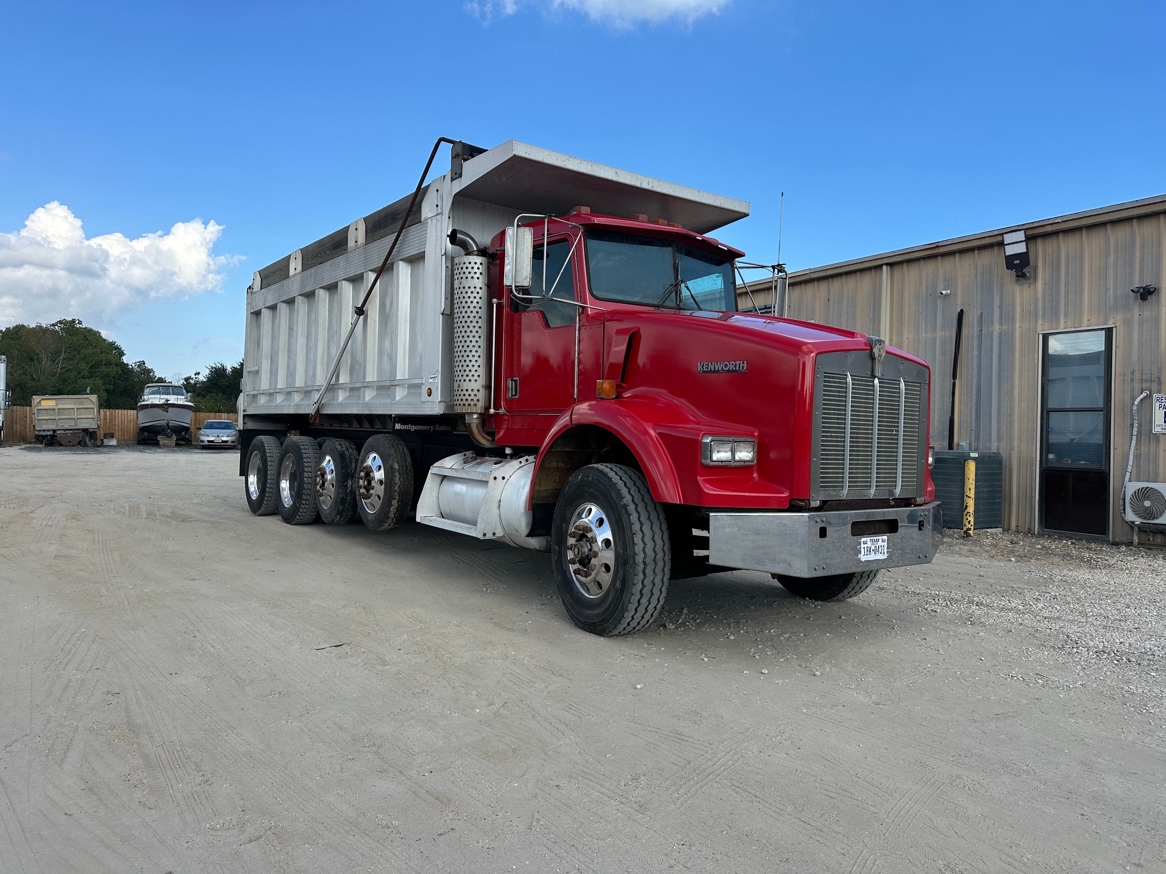 2000 Kenworth – Strong, Reliable & Work-Ready