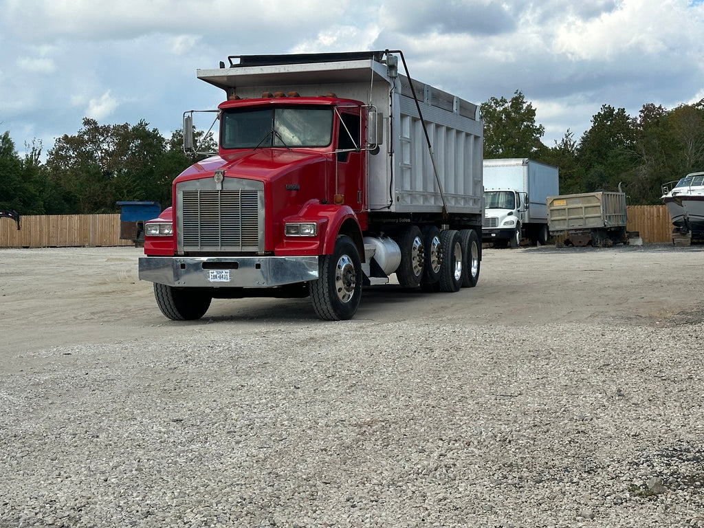 2000 Kenworth – Strong, Reliable & Work-Ready