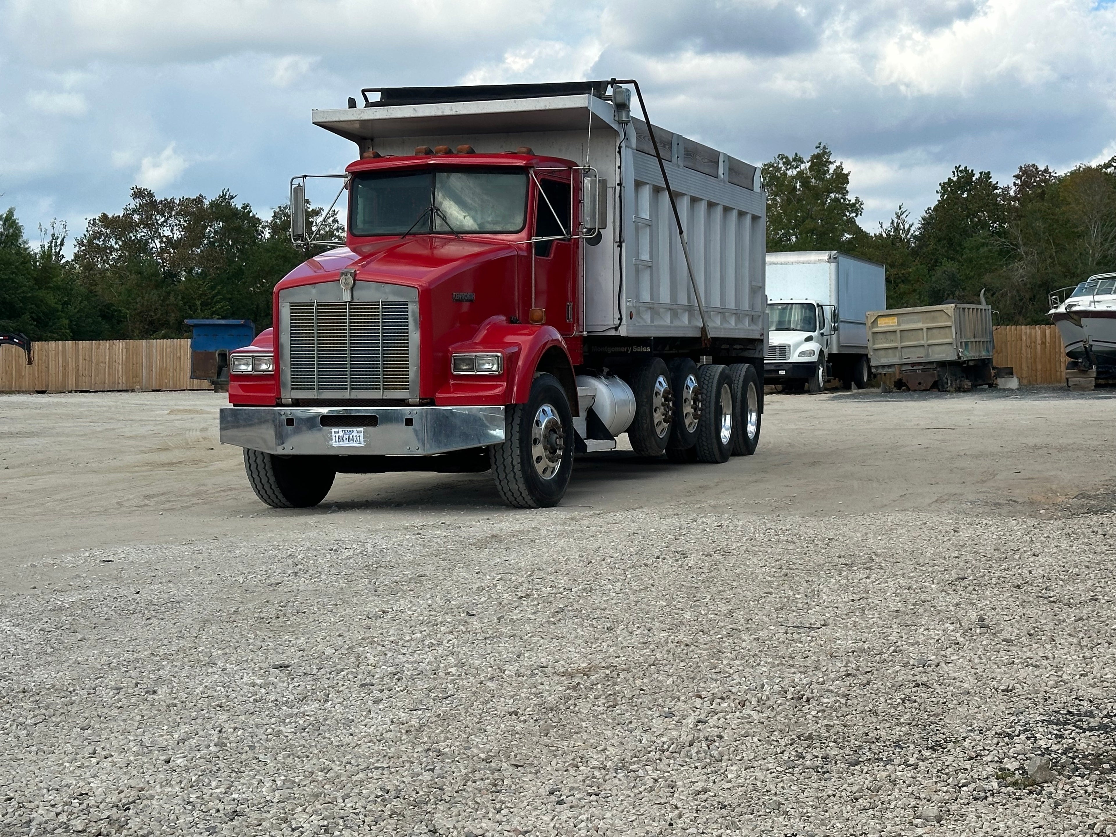 2000 Kenworth – Strong, Reliable & Work-Ready